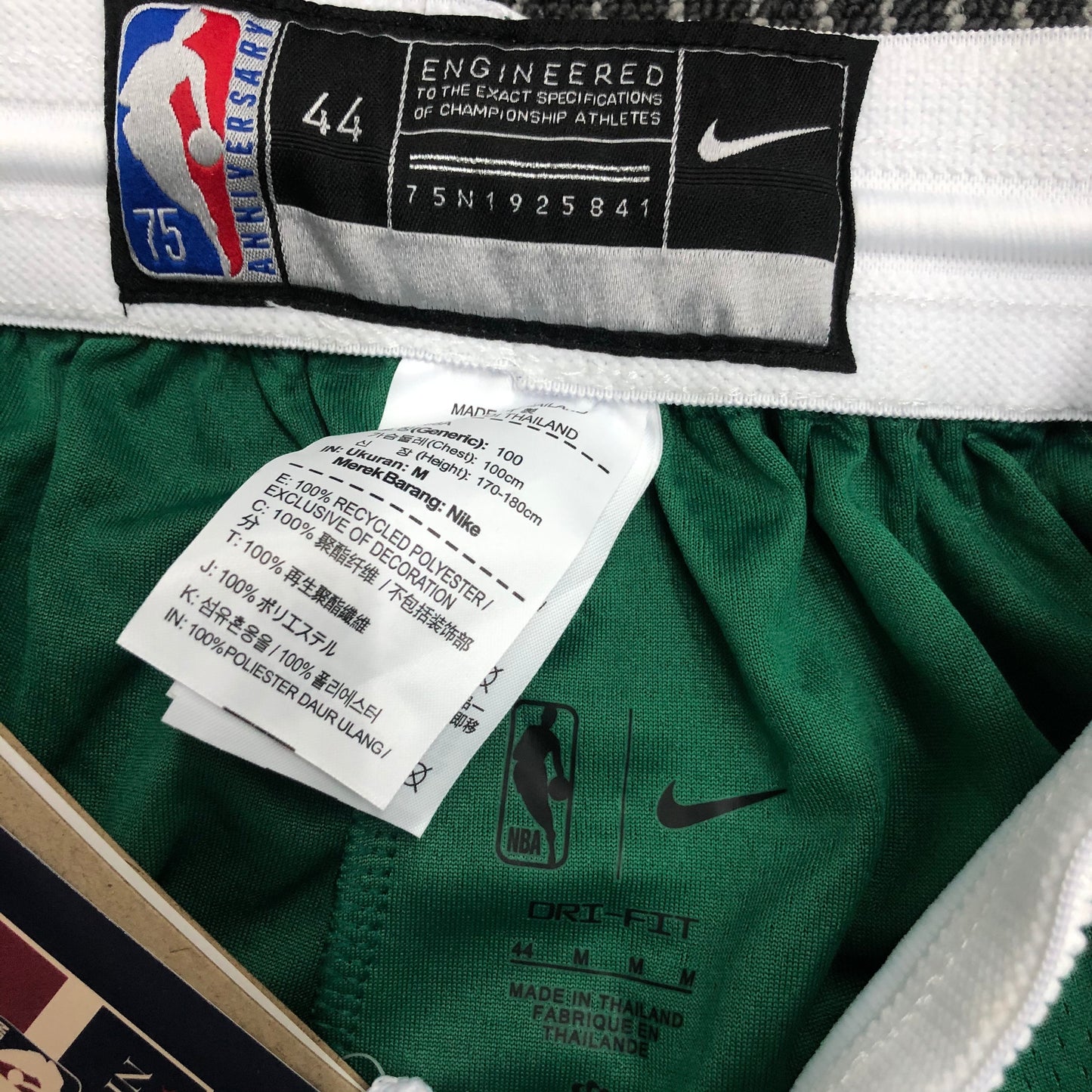 75th Anniversary Celtic Green Shorts Size S-XXL | 短裤 | NBA | 中国供应商