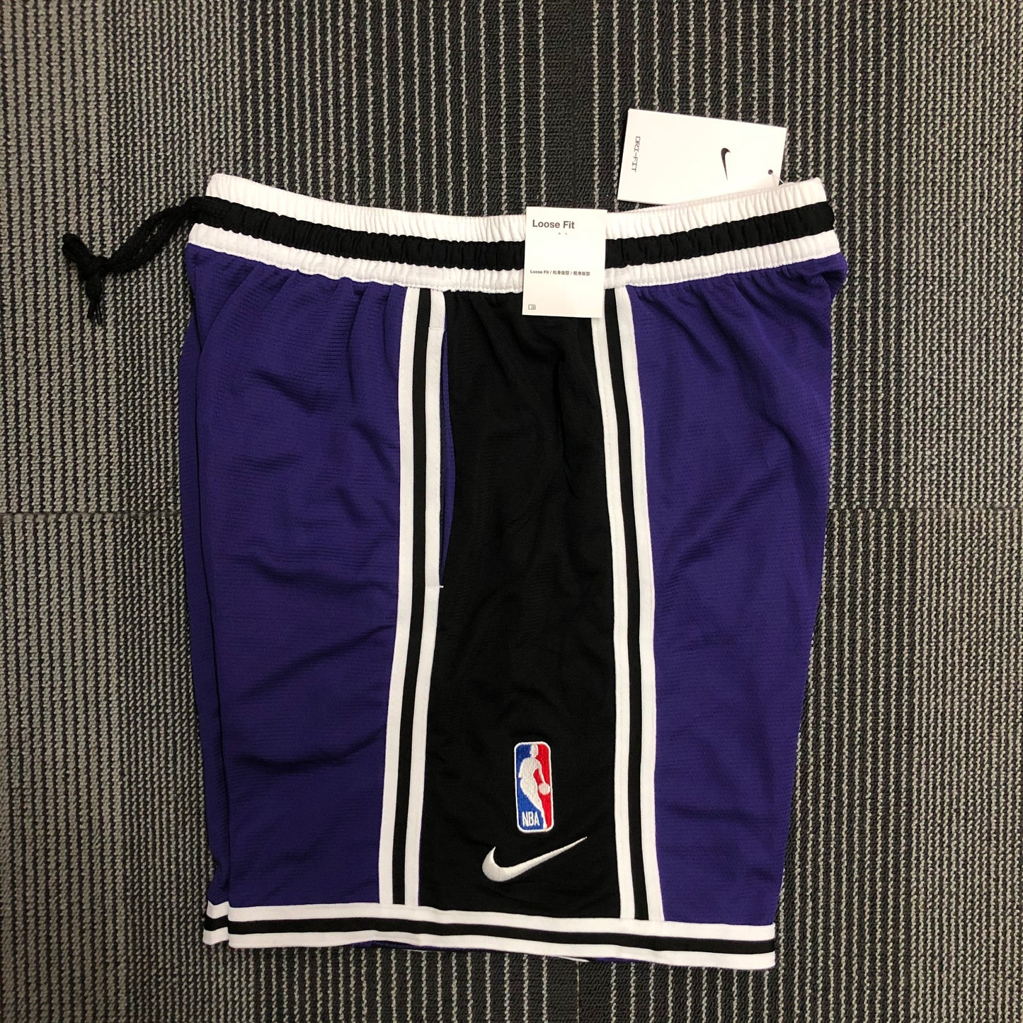 2202 American Training Shorts: Lakers Size S-XXL