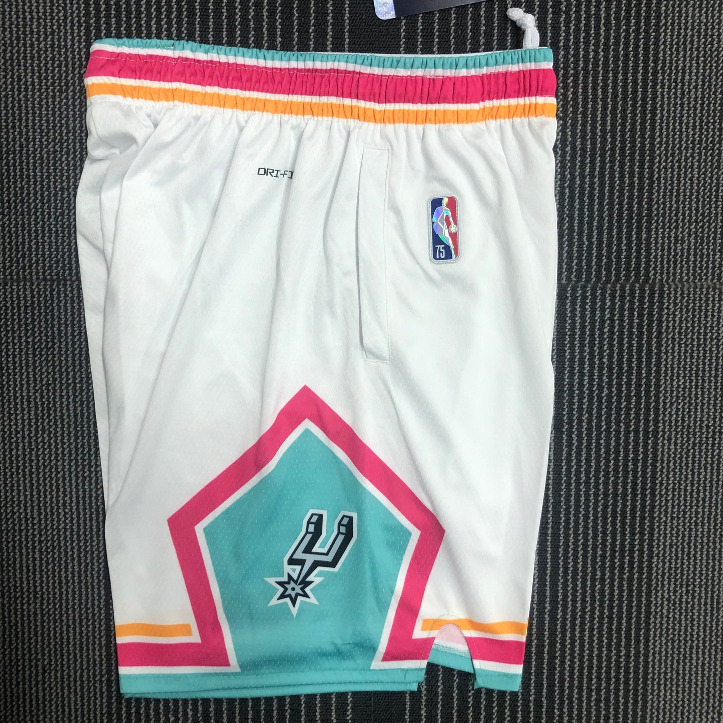 22 season Spurs City Edition shorts Size S-XXL | 短裤 | NBA | 中国供应商