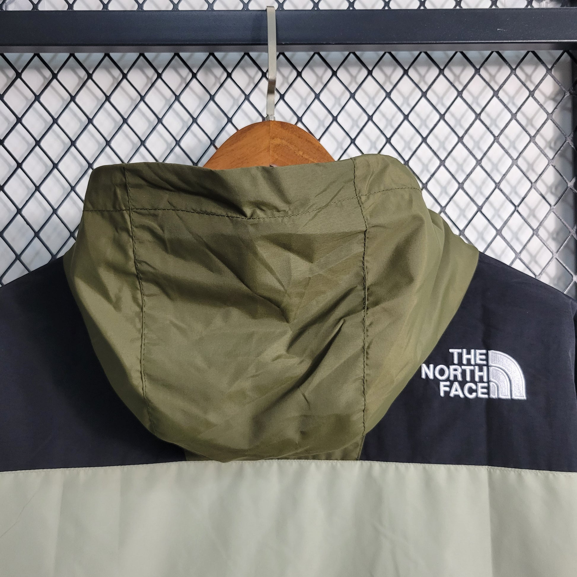 Windbreaker Balenciaga size S-3XL | 风衣 | B3 | Betty ali Chinese suppliers