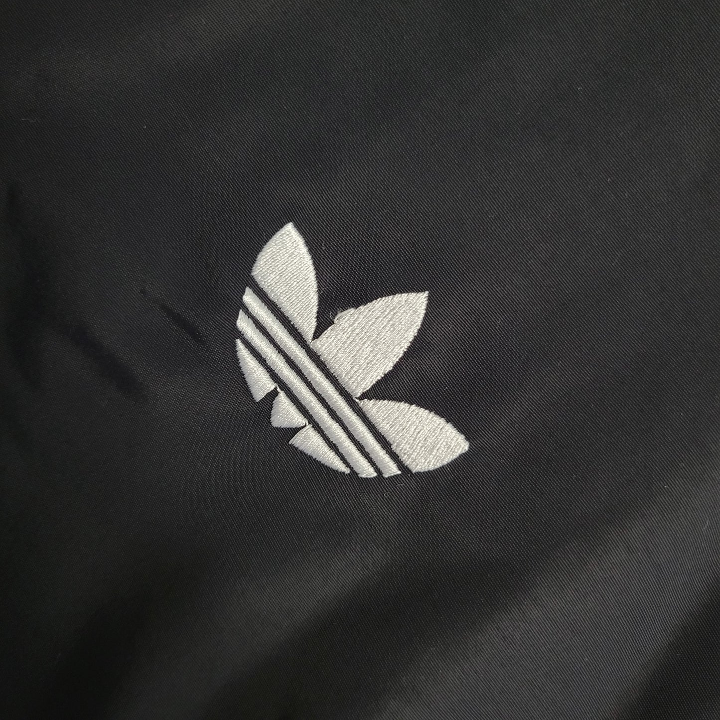 Windbreaker Adidas Size S-XXL | 风衣 | B3 | Betty ali Chinese suppliers