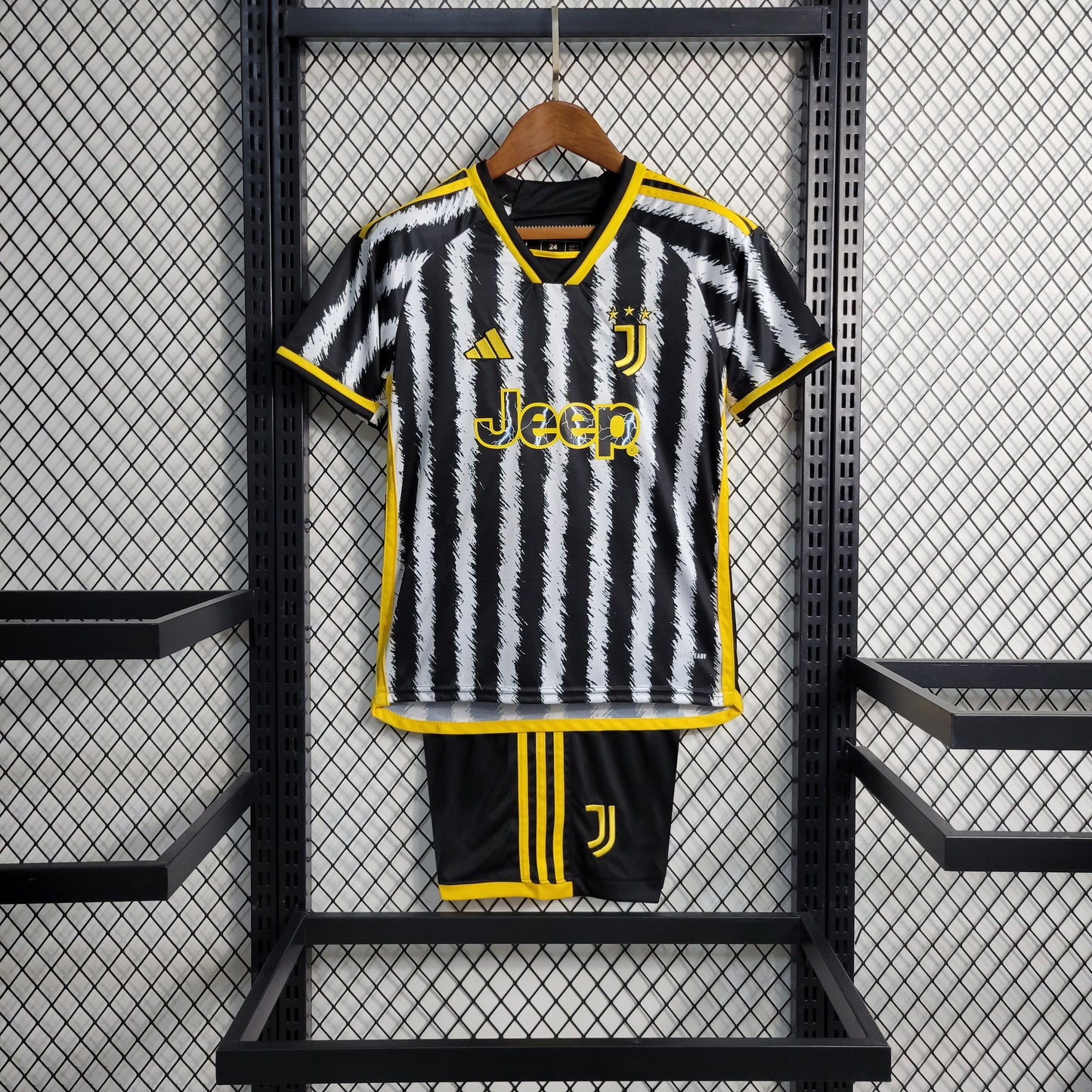 23-24 kids Juventus home size 16-28 | 儿童套装 | M2-2 | Betty ali Chinese suppliers