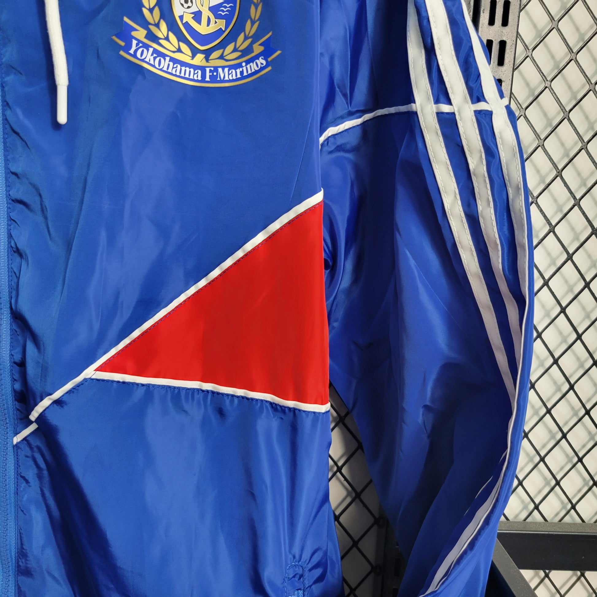 23-24 Player Windbreaker Yokohama F. Marinos Size S-XXL | 风衣 | W1-18 | Betty ali Chinese suppliers