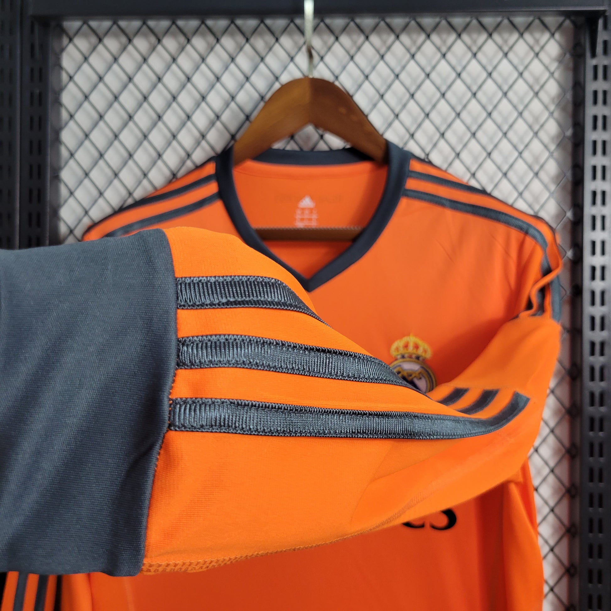 Retro 13-14 Real Madrid 2 away long-sleeved size S-XXLRetro） 的副本 | 复古/Retro | M2-3, R | Betty ali Chinese suppliers