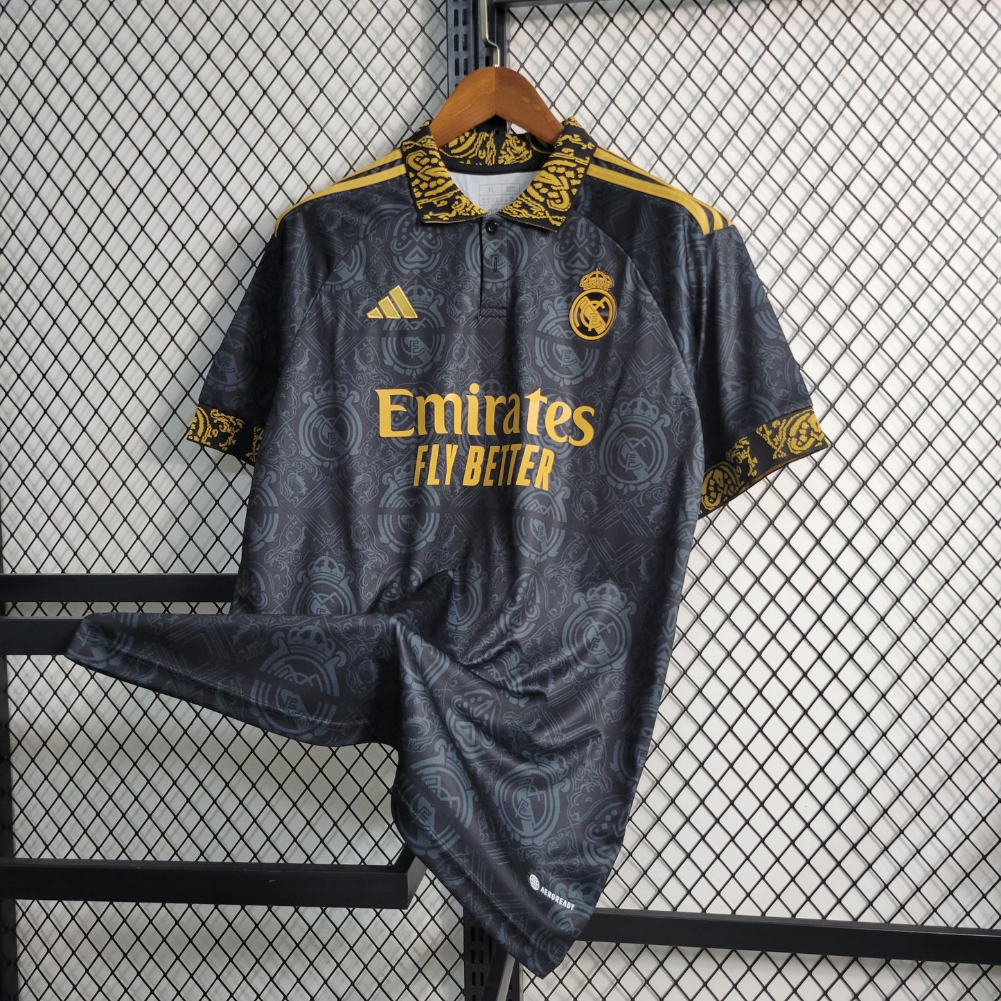 23-24 Real Madrid Black Concept Edition Size S-XXL（Men's Fan Edition） | 衬衫 | M2-3 | Betty ali Chinese suppliers