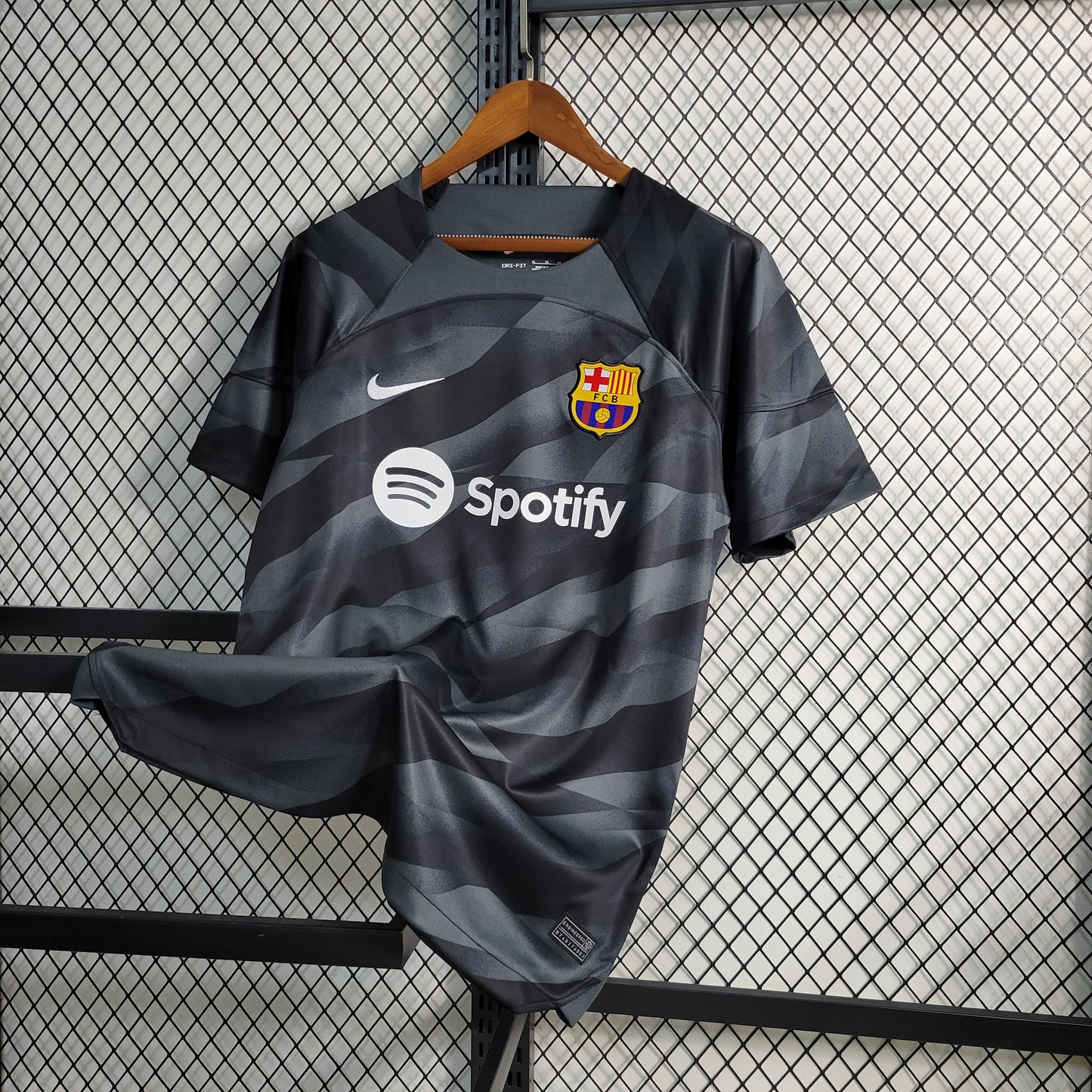 23-24 Barcelona Black Goalkeeper Size S-XXL（Men's Fan Edition） | 衬衫 | M2-3 | Betty ali Chinese suppliers