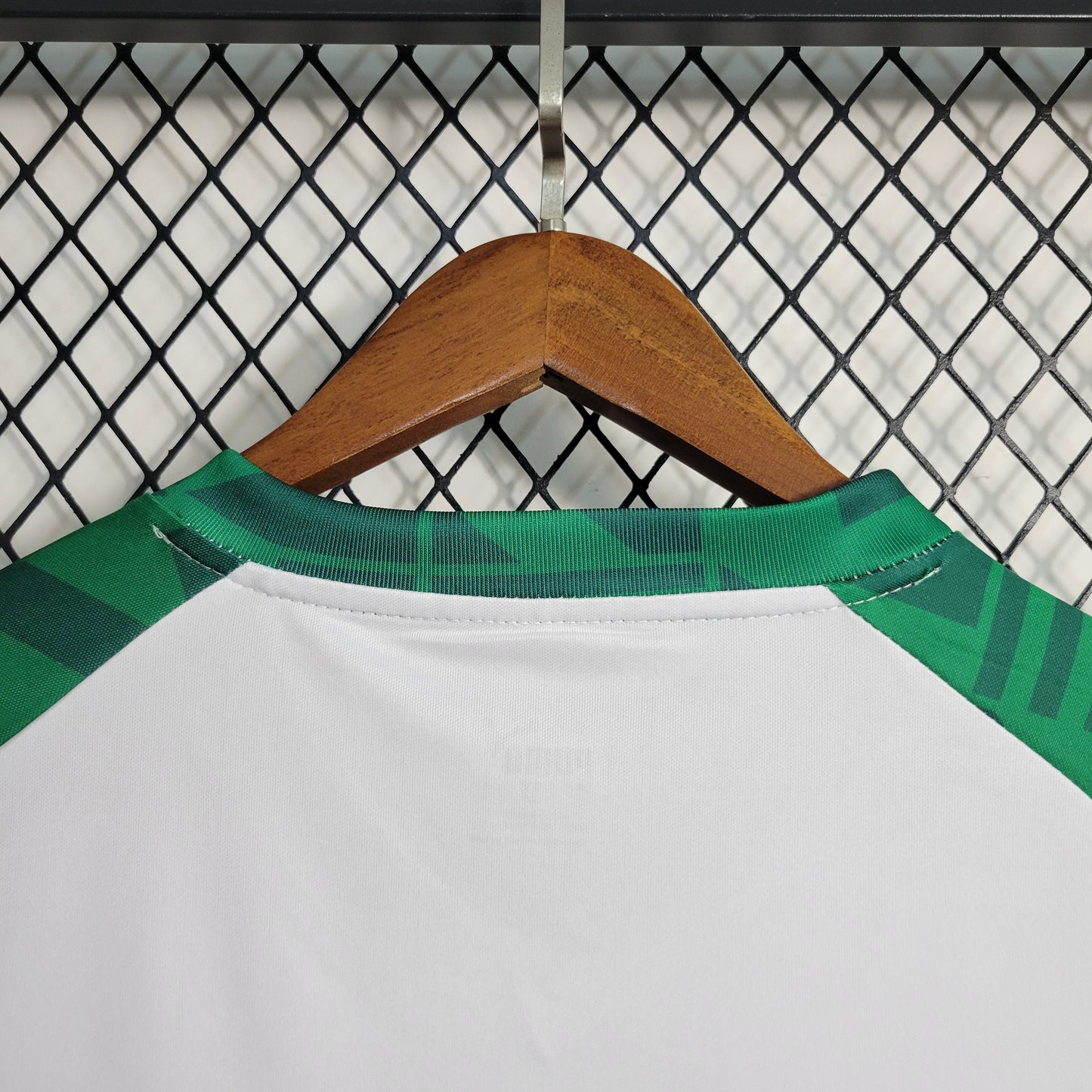 23-24 Palmeiras training suit white size S-4XL（Men's Fan Edition） | 衬衫 | Betty ali Chinese suppliers