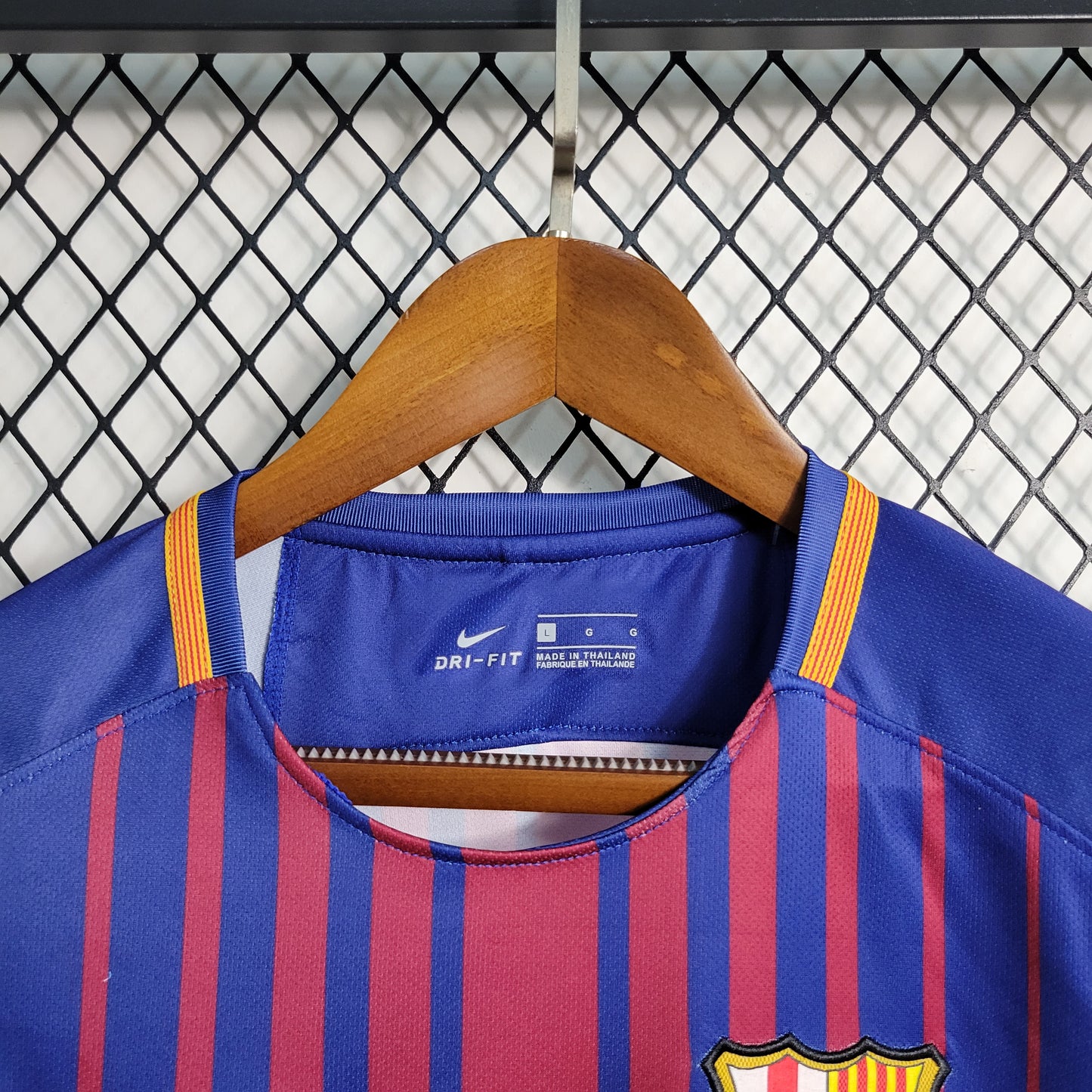 Retro 17-18 Barcelona Home Size S-XXL | 复古/Retro | R | Betty ali Chinese suppliers