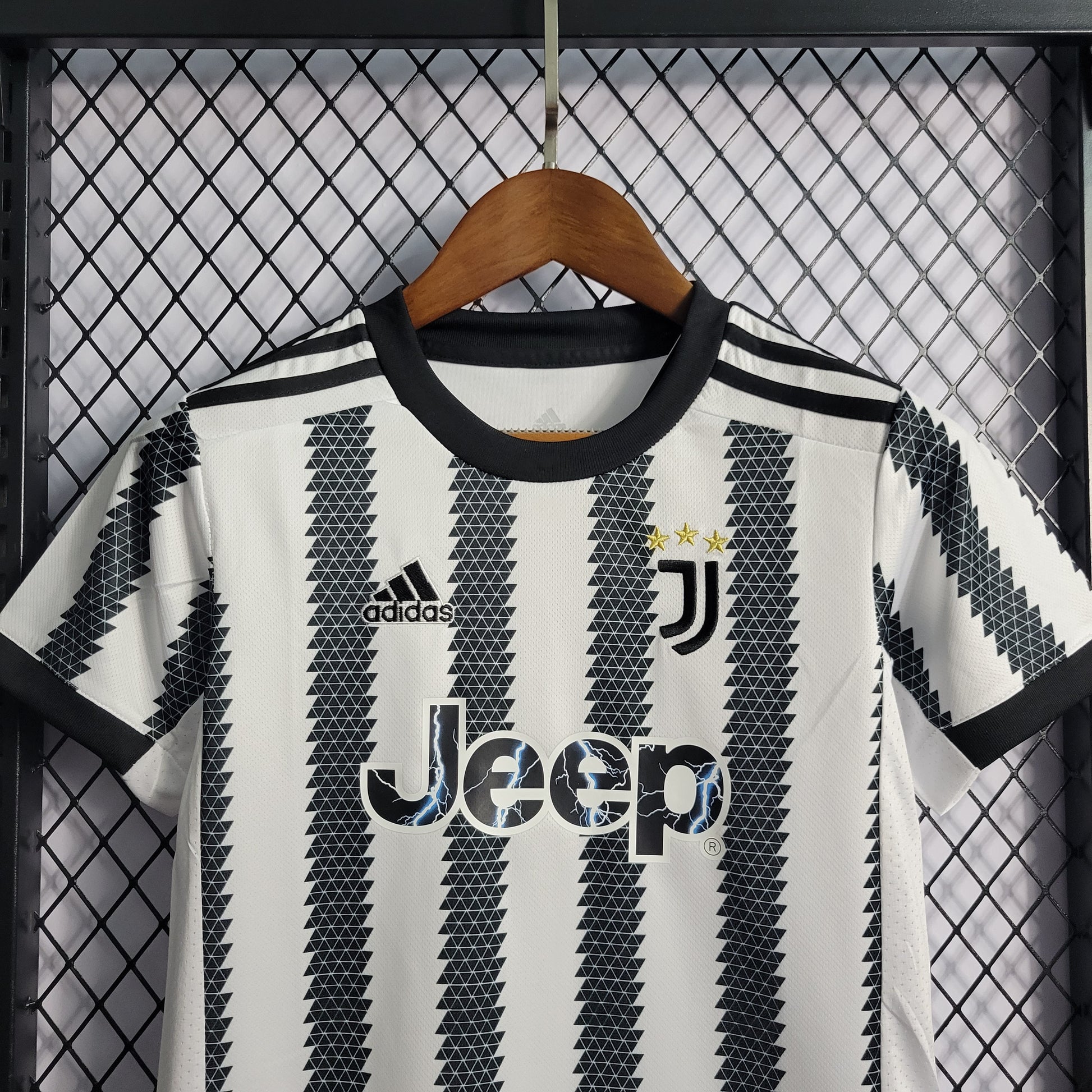 22/23 Kids Juventus Home 16-28 | 儿童套装 | M2-2 | 中国供应商