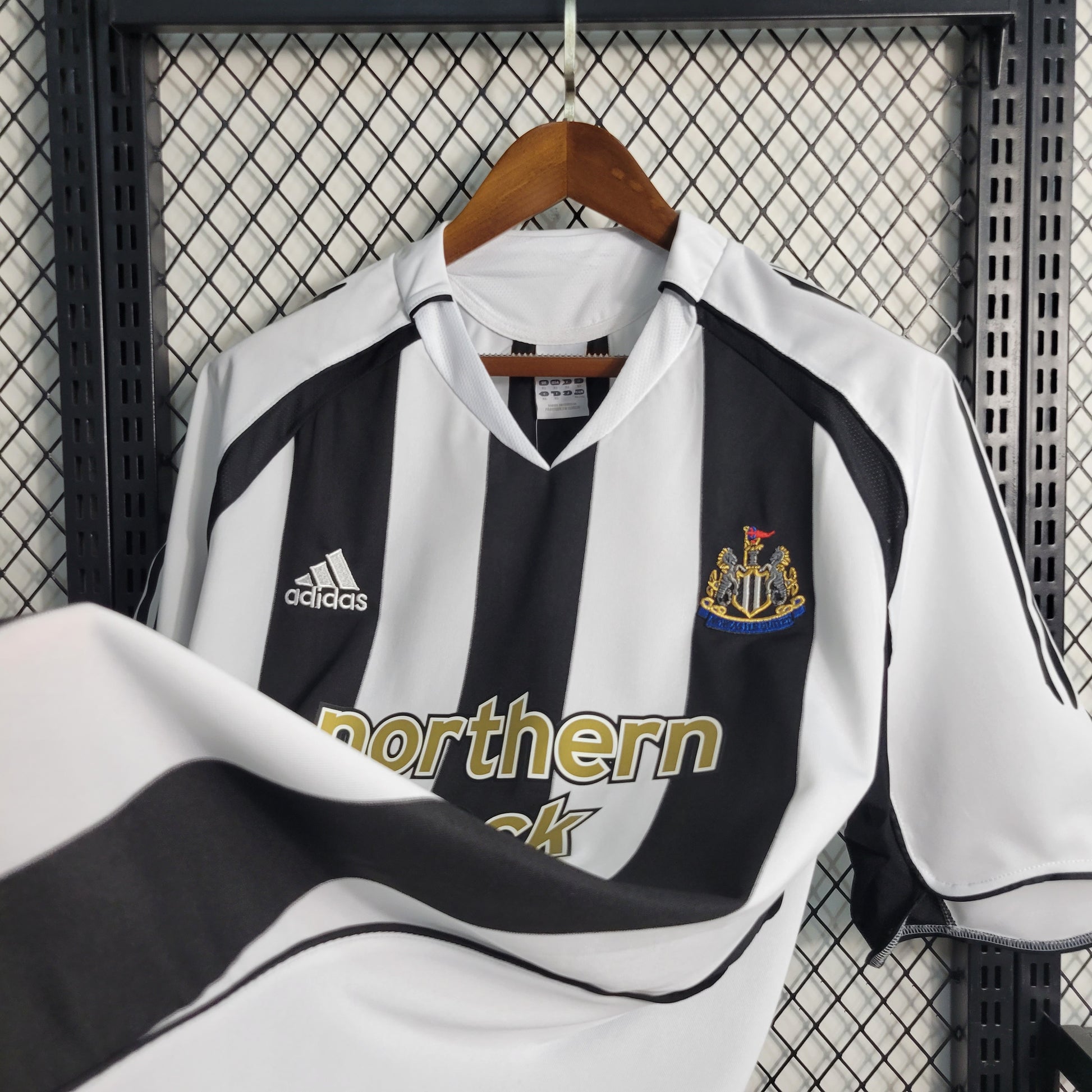 Retro 2004-06 Newcastle United Home Size S-XXL | 复古/Retro | R | Betty ali Chinese suppliers