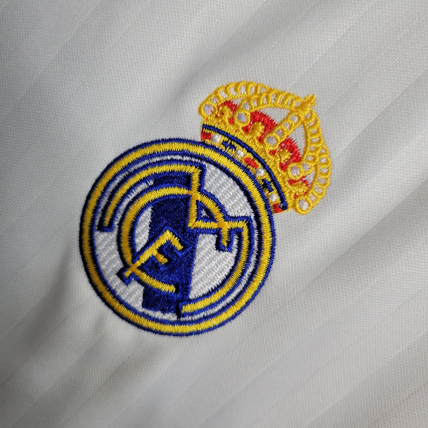 23-24 Real Madrid White Size S-XXL（Men's Fan Edition） | 衬衫 | M2-3 | Betty ali Chinese suppliers