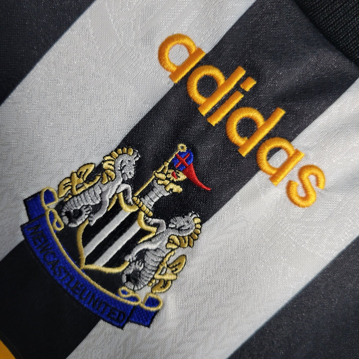 Retro1995-97 Newcastle Home Size S-XXL | 复古/Retro | R | Betty ali Chinese suppliers