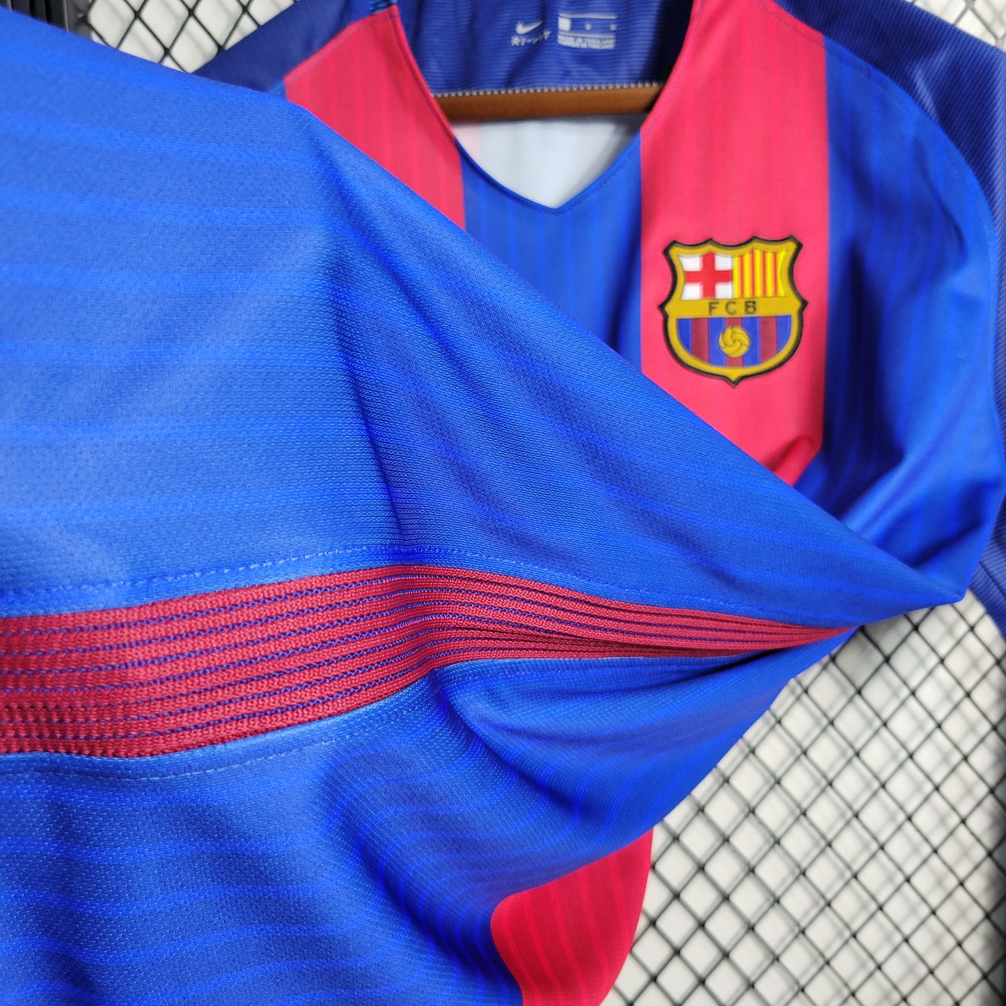 Retro 16-17 Barcelona Home Size S-XXL | 复古/Retro | R | Betty ali Chinese suppliers