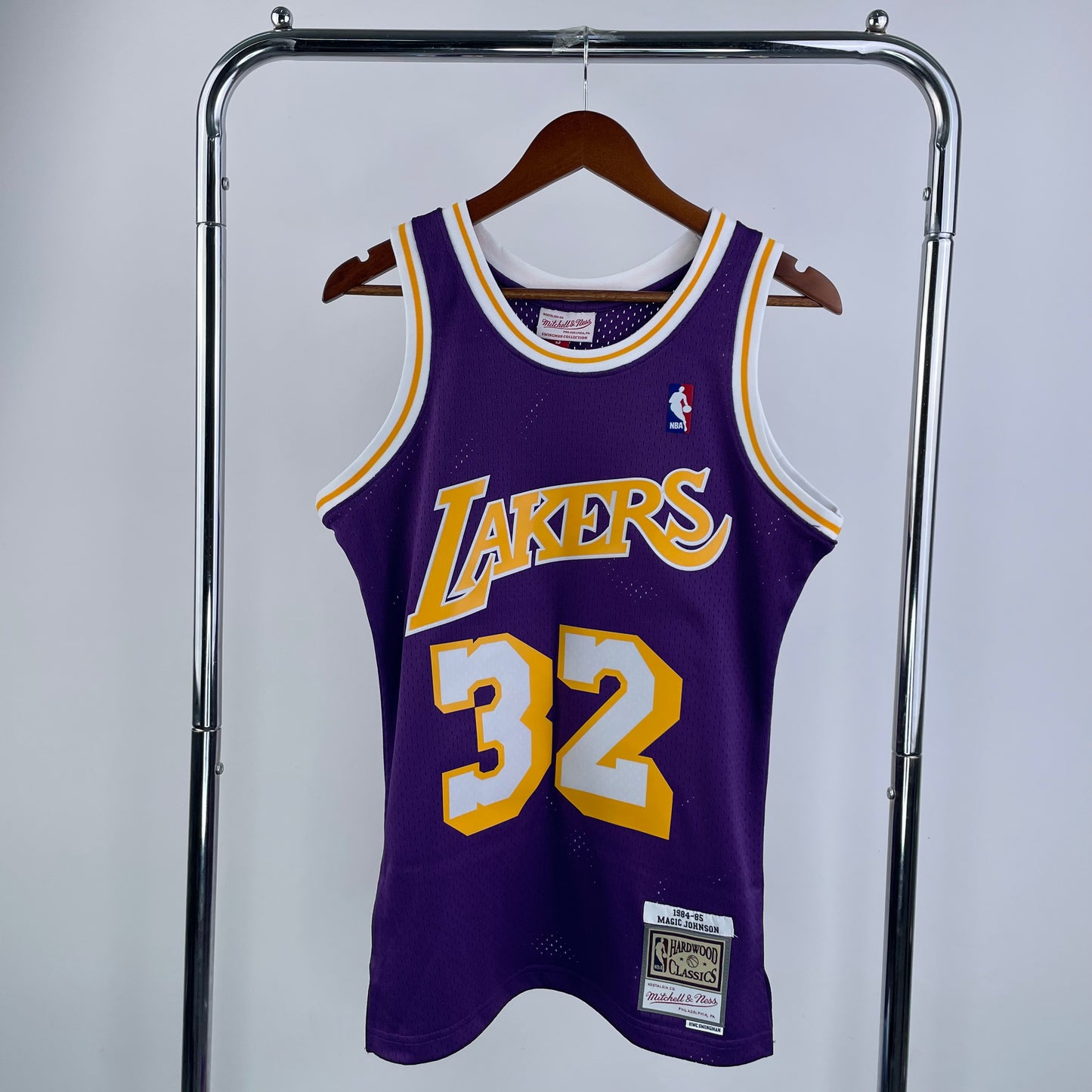 MN hot-pressed retro jersey: SW Lakers 84/85 season crew neck purple NBA : #32 | NBA | NBA | Betty ali Chinese suppliers