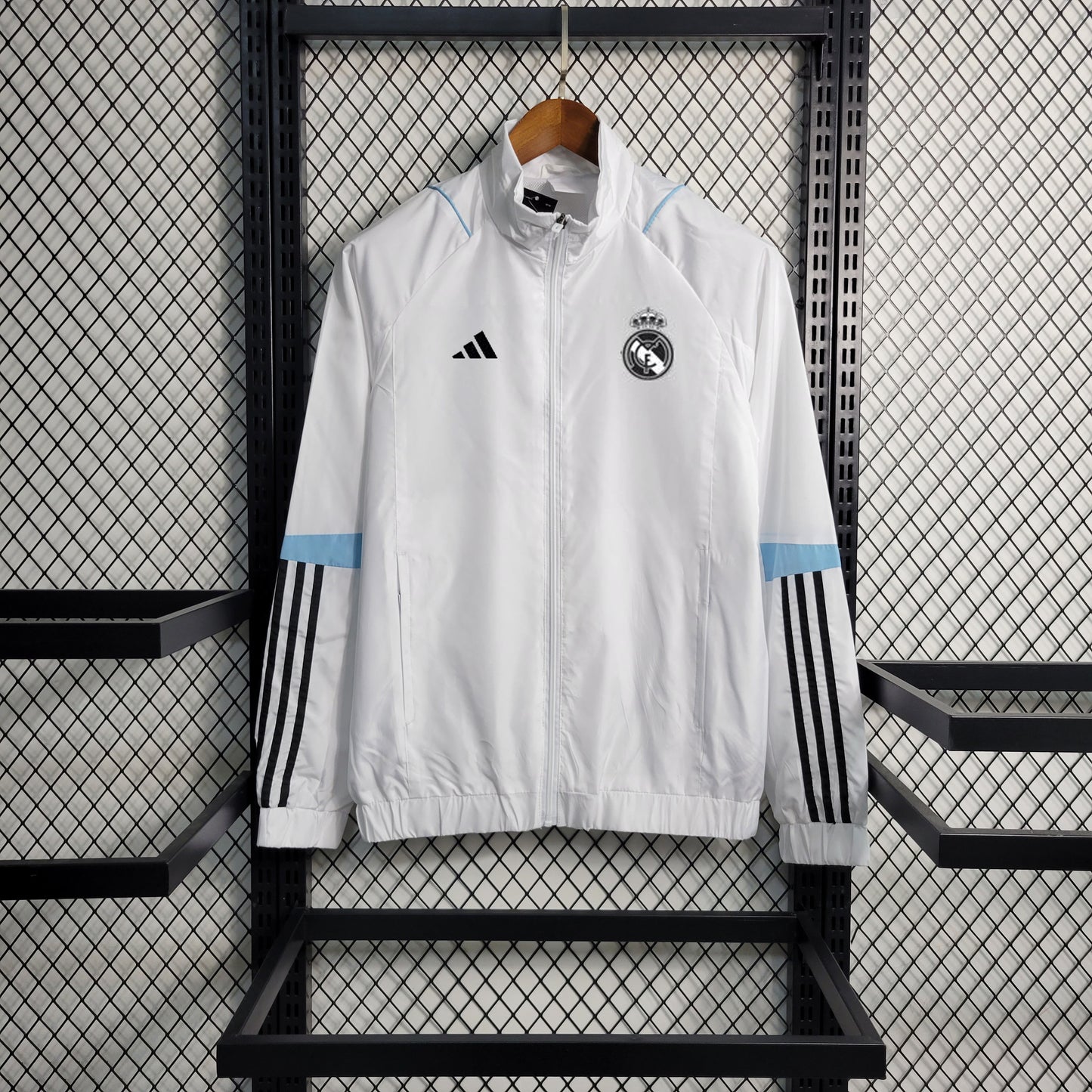 23-24 Windbreaker Real Madrid Size S-XXL | 风衣 | B3 | 中国供应商