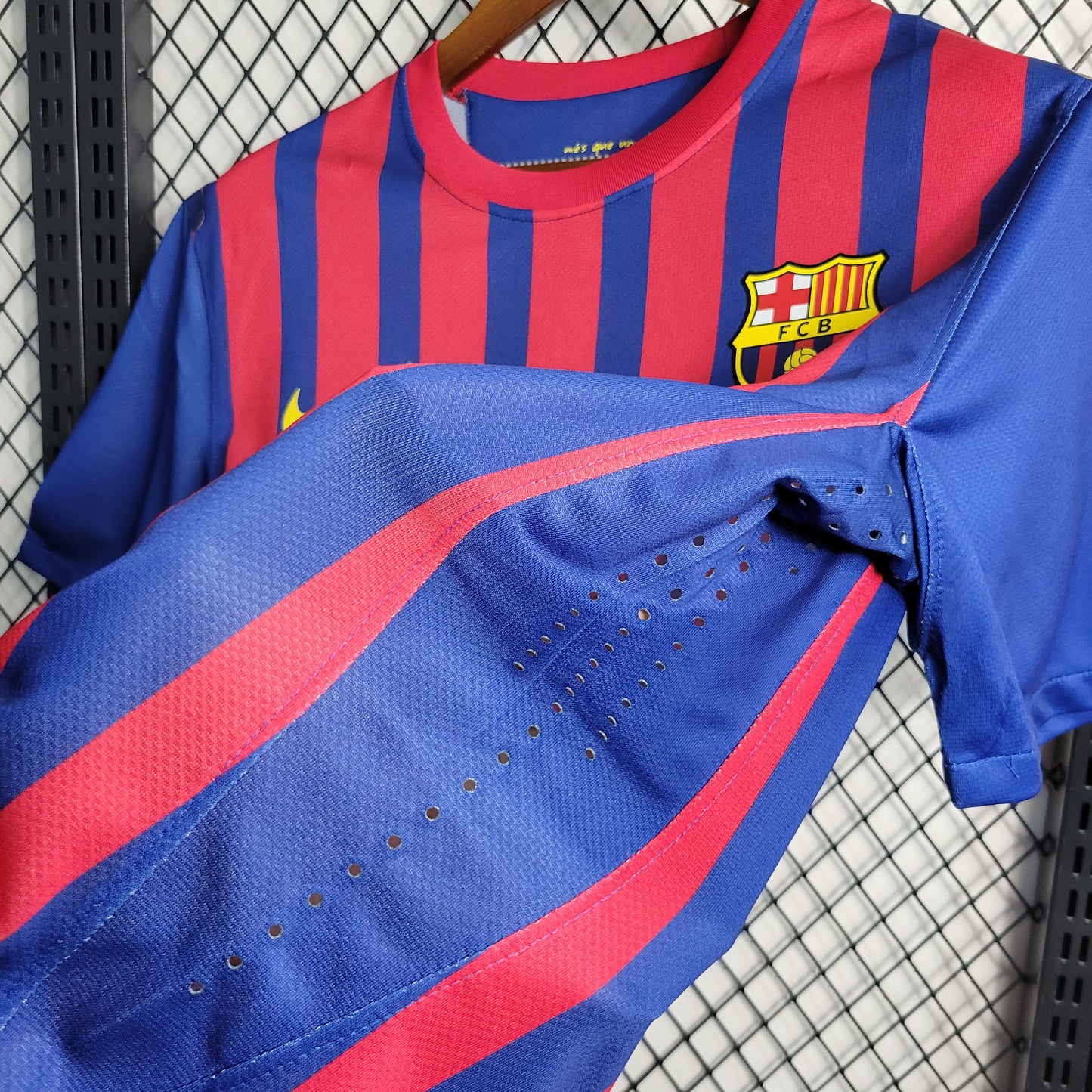 Retro 11-12 Barcelona Home Size S-XXL | 复古/Retro | R | Betty ali Chinese suppliers