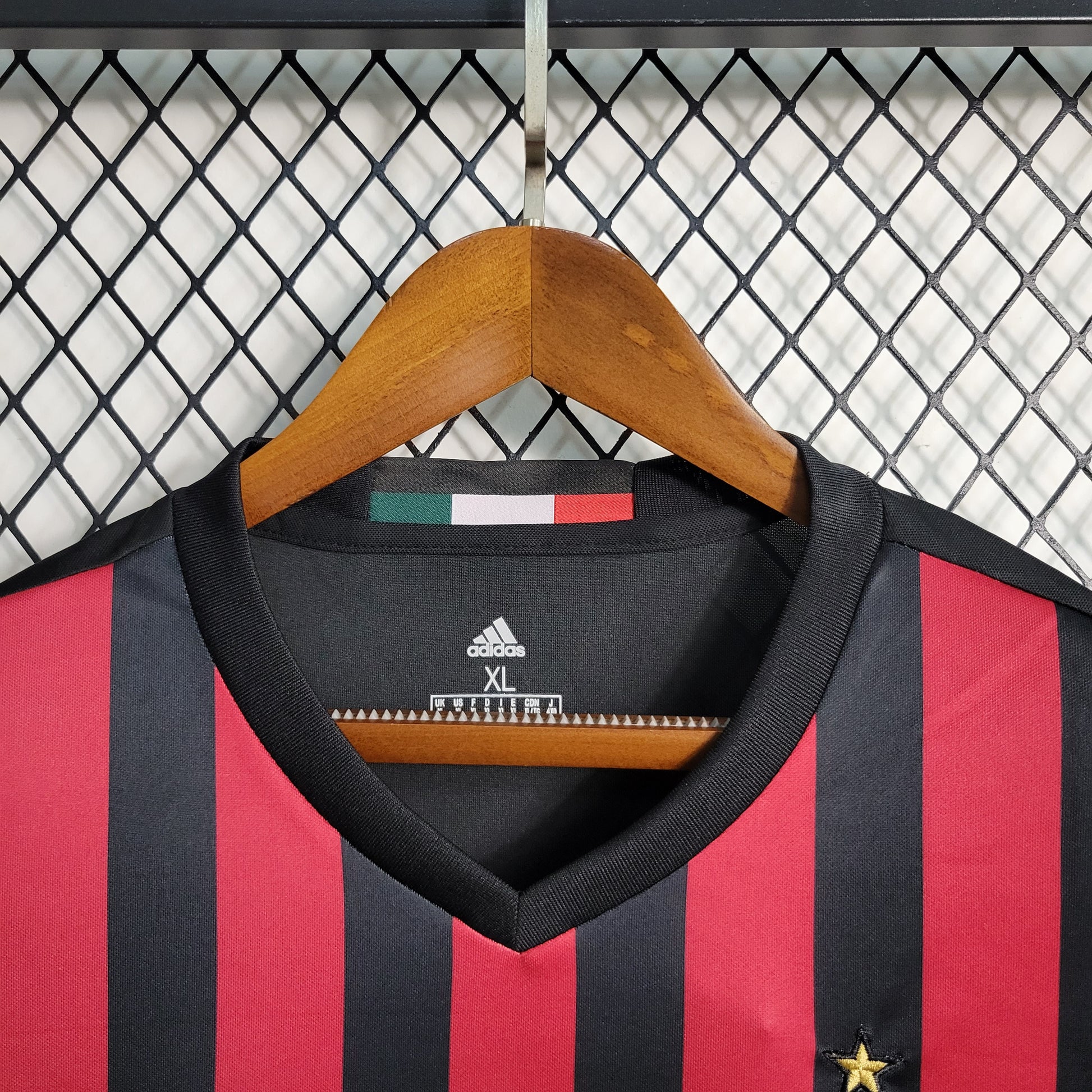 Retro 16-17 AC Milan Home Size S-XXL | 复古/Retro | R | Betty ali Chinese suppliers