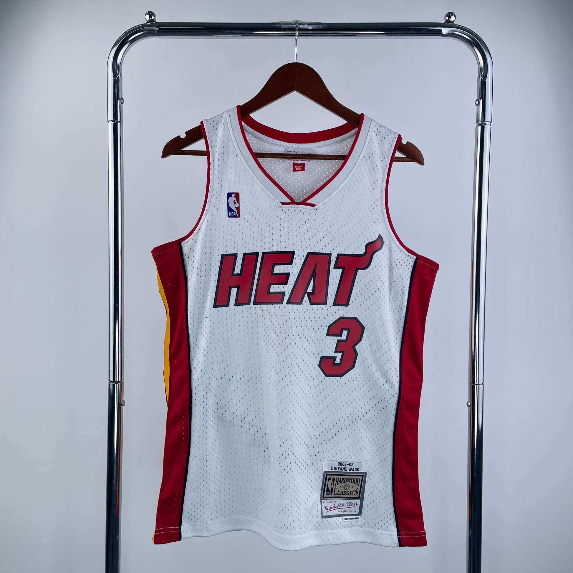 MN heat-pressed retro jersey: SW Heat 05/06 season white NBA : #3 | NBA | NBA | Betty ali Chinese suppliers