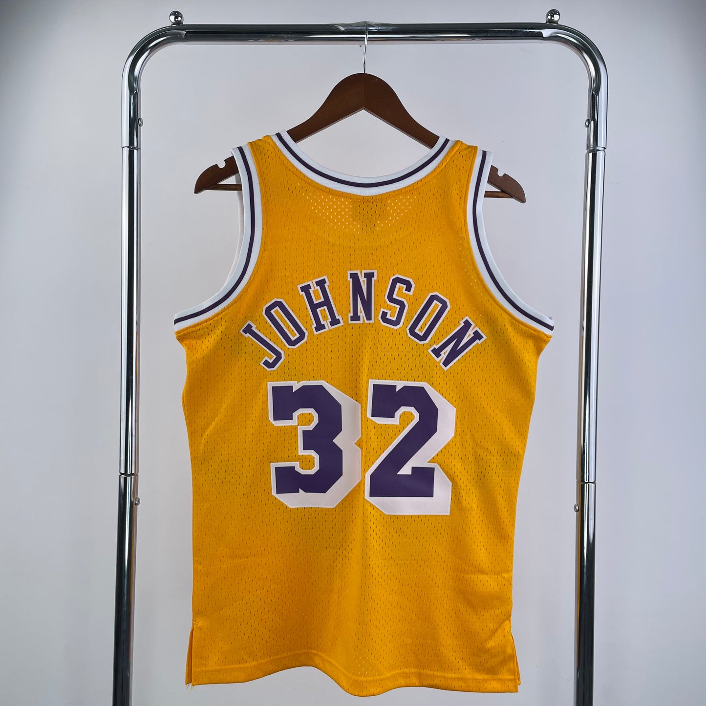 MN hot-pressed retro jersey: SW Lakers 84/85 season round neck yellow NBA : #32 | NBA | NBA | Betty ali Chinese suppliers