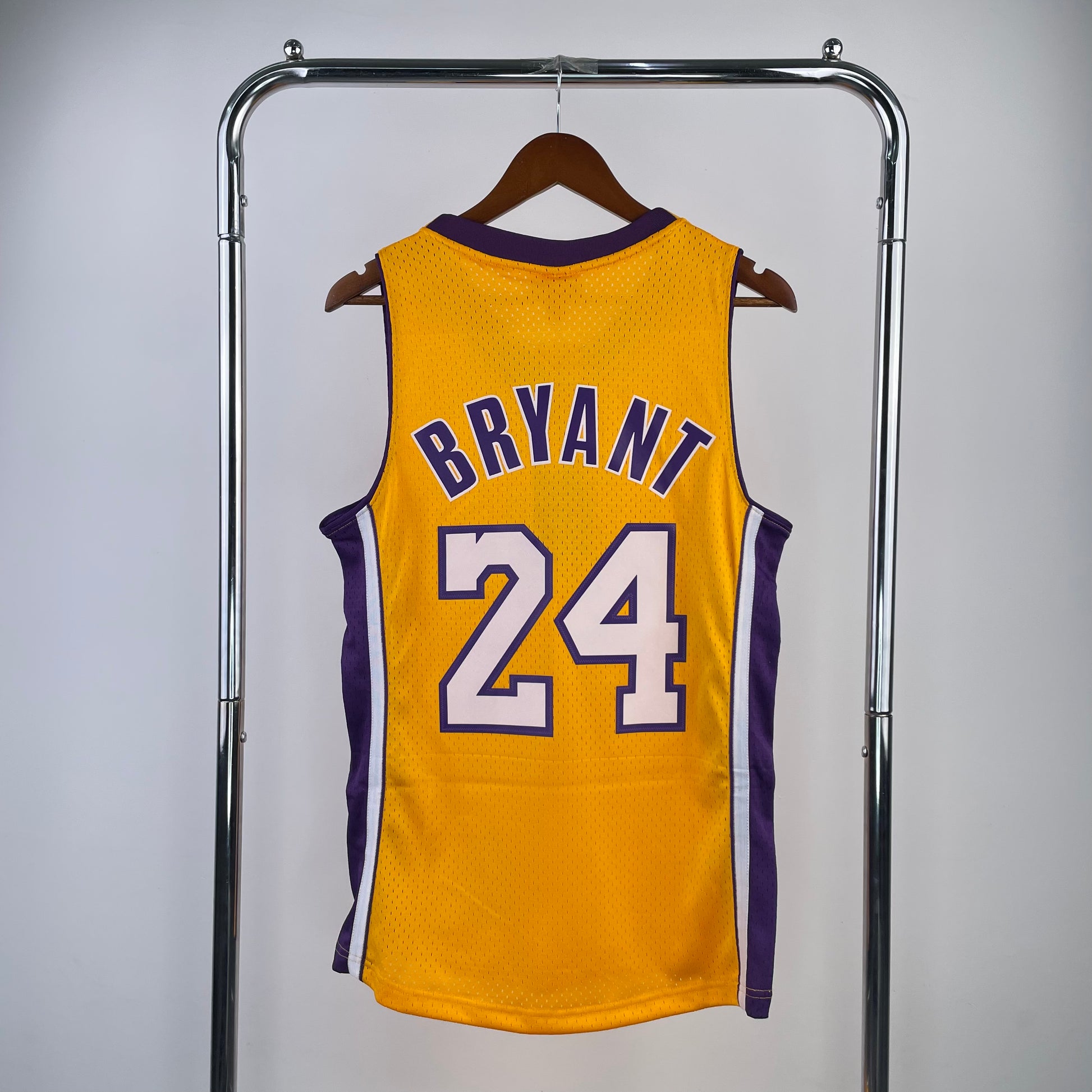 MN Heat Pressed Retro Jersey: SW Lakers 08/09 season V-neck yellow NBA : #24 | NBA | NBA | Betty ali Chinese suppliers