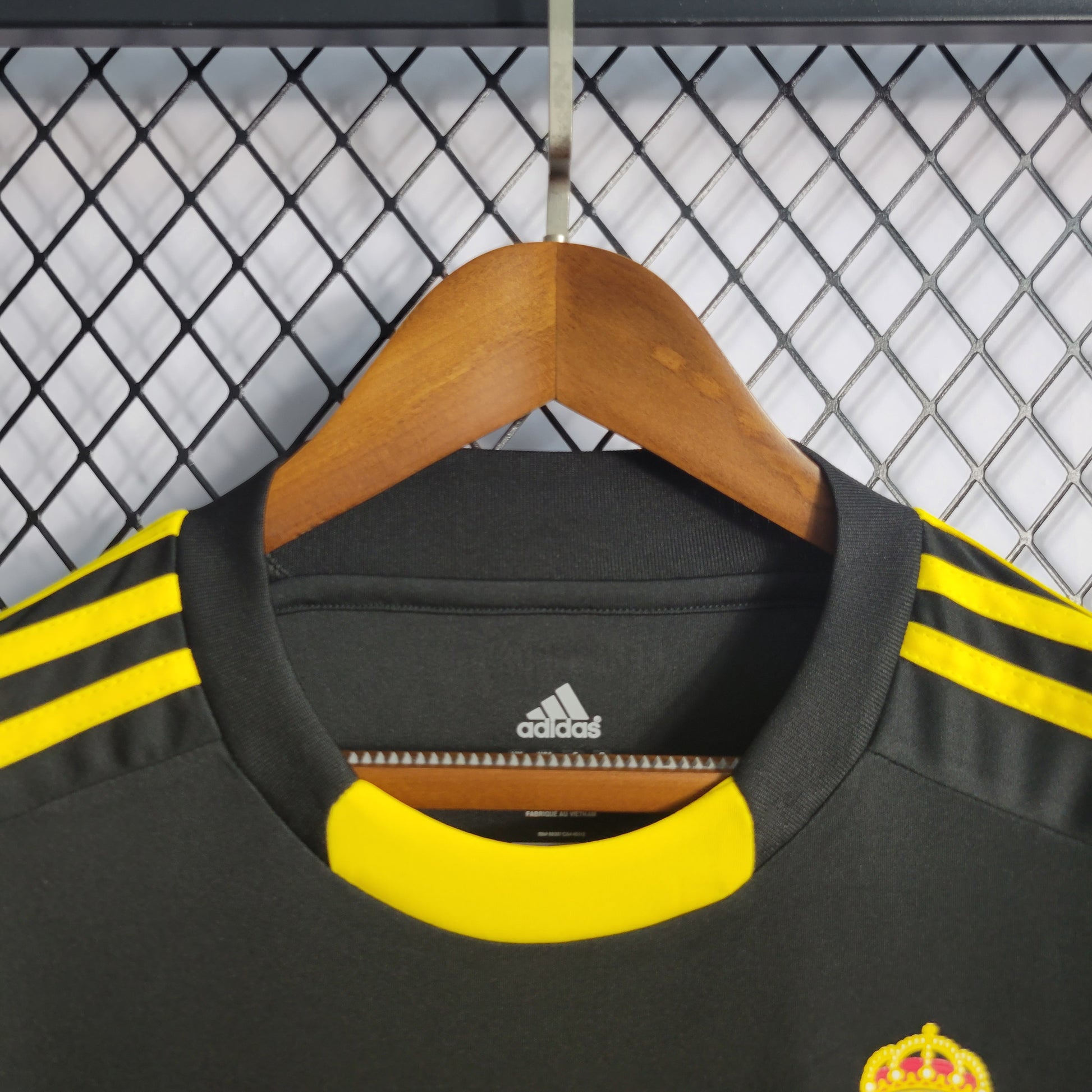 Retro 2011/12 Real Madrid Yellow Goalkeeper Size S-XXL | 复古/Retro | R | Betty ali Chinese suppliers