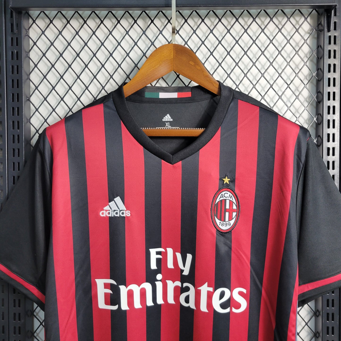 Retro 16-17 AC Milan Home Size S-XXL | 复古/Retro | R | Betty ali Chinese suppliers