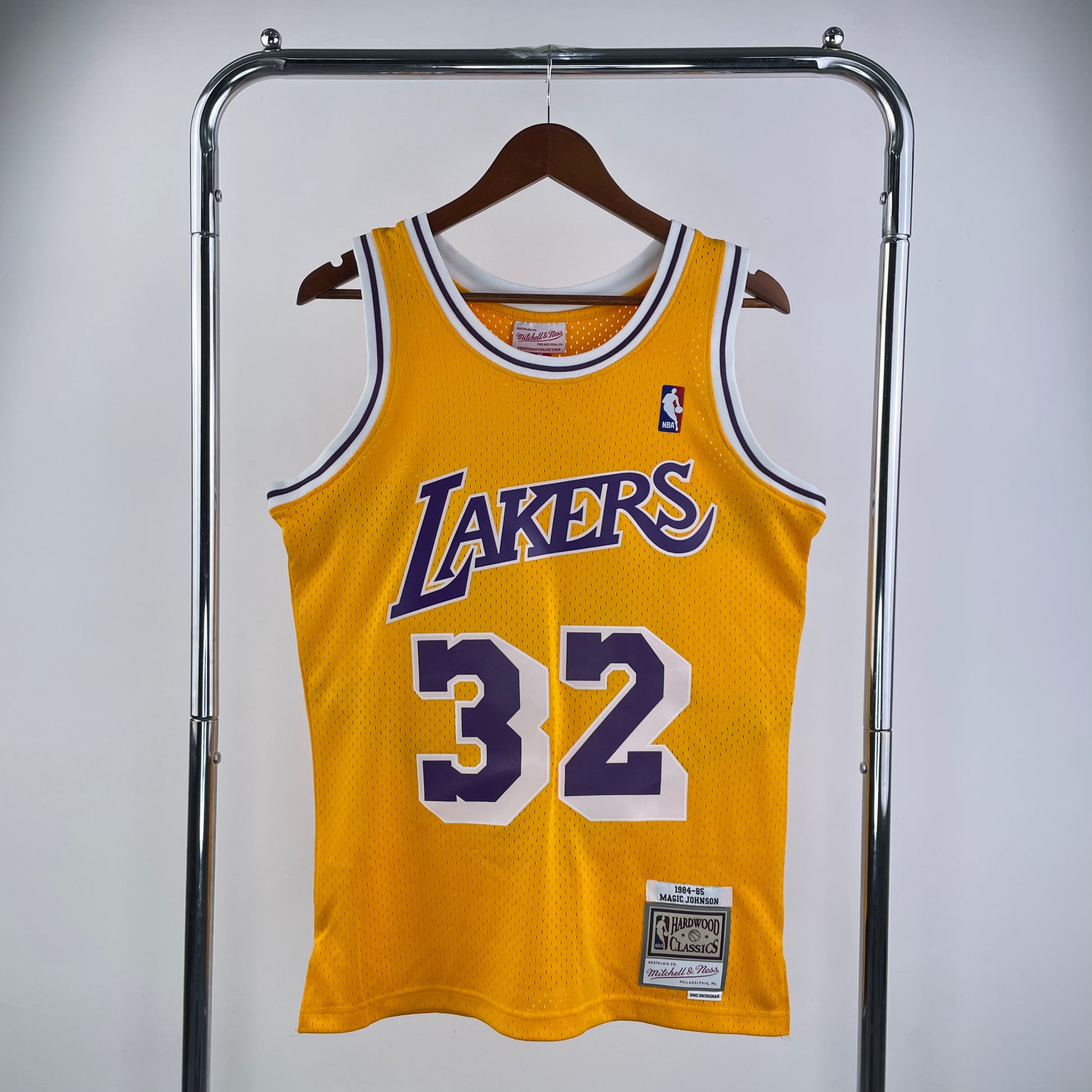 MN hot-pressed retro jersey: SW Lakers 84/85 season round neck yellow NBA : #32 | NBA | NBA | Betty ali Chinese suppliers