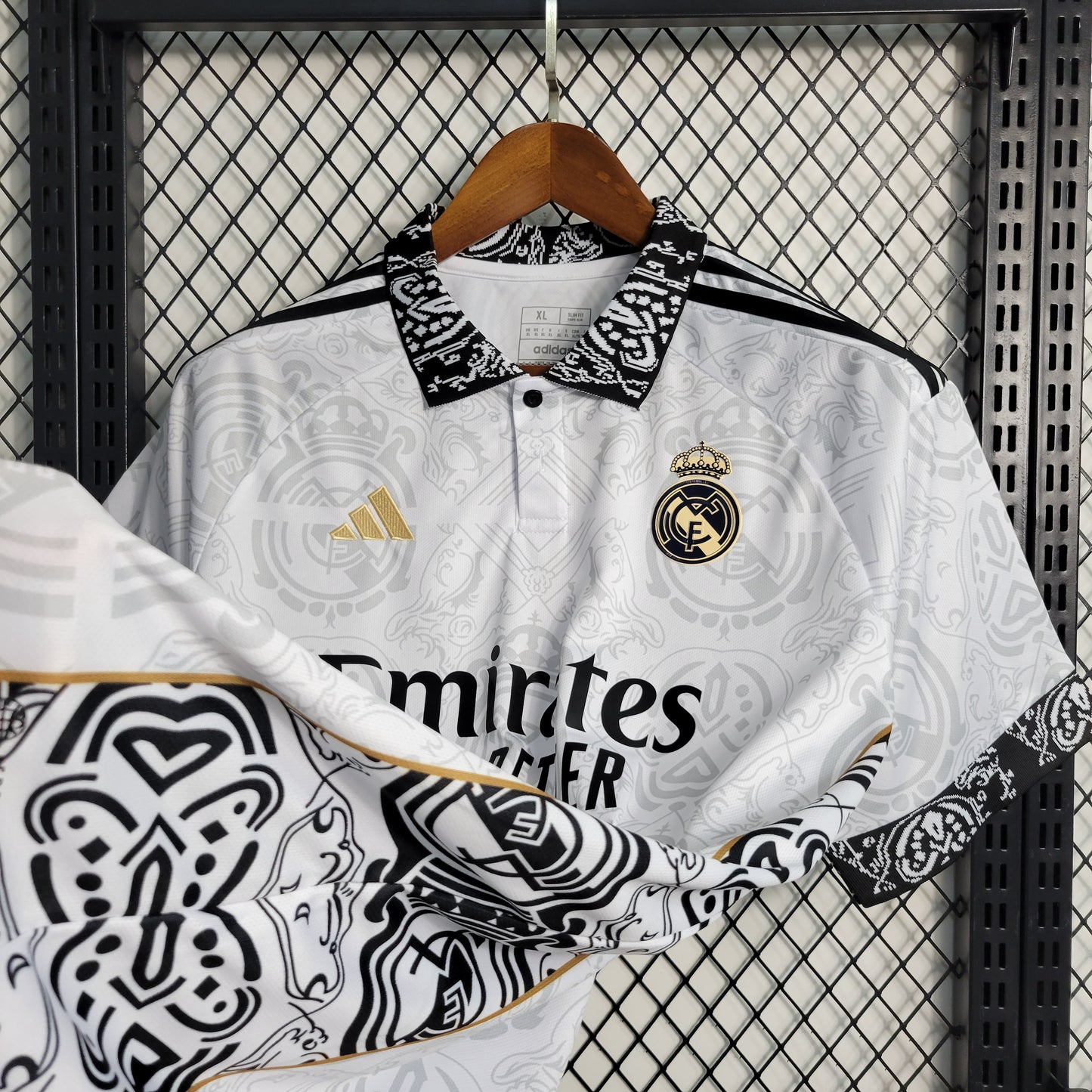 23-24 Real Madrid Special Edition White S-XXL（Men's fan version） | 衬衫 | M2-3 | 中国供应商