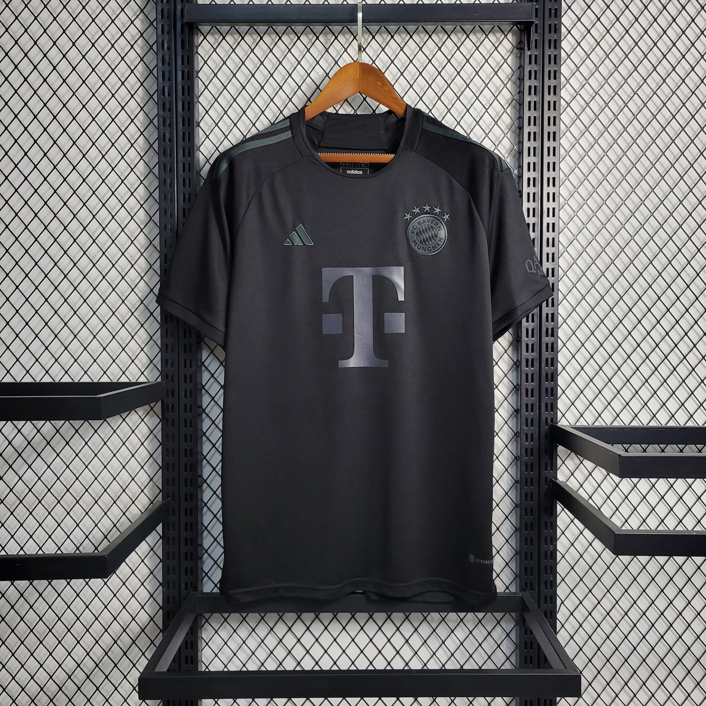 23-24 Bayern Munich Black Special Edition Size S-XXL（Men's fan version） | 衬衫 | 中国供应商