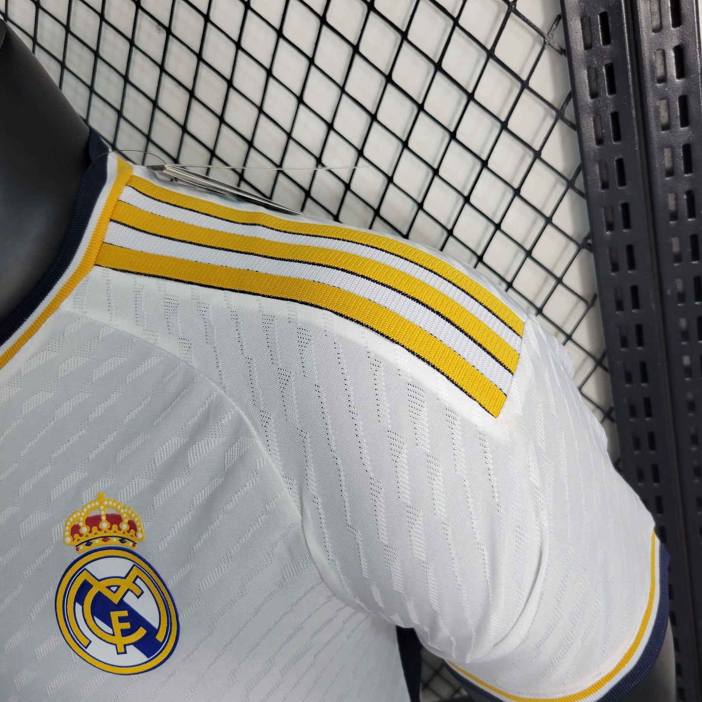 23-24 Players Real Madrid Home Size S-XXL（Men's fan version） | 衬衫 | P2-3 | 中国供应商