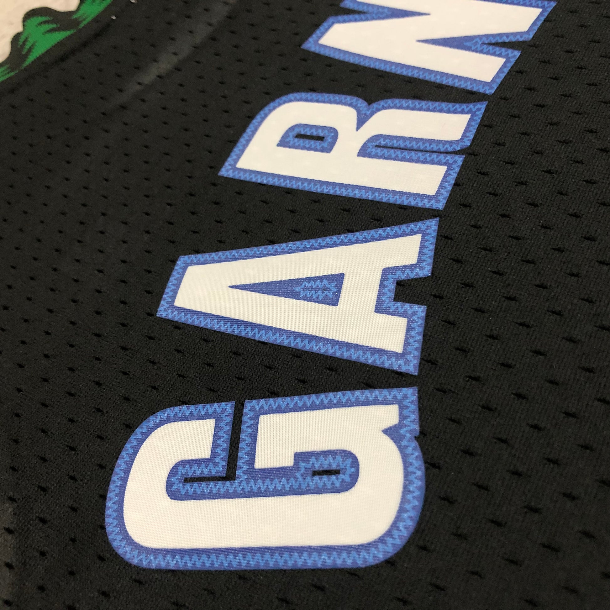 MN hot-pressed retro jersey: SW Timberwolves 97/98 season black NBA : #21 | NBA | NBA | Betty ali Chinese suppliers