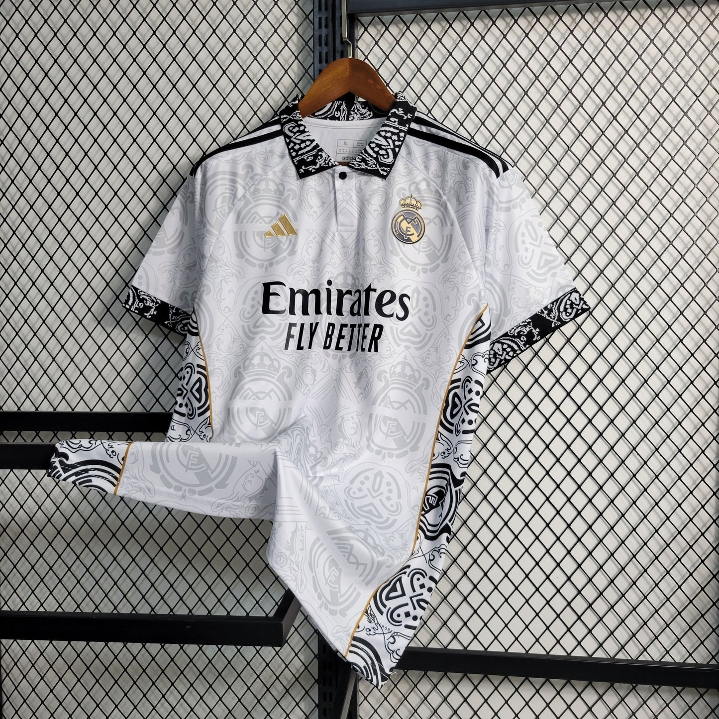 23-24 Real Madrid Special Edition White S-XXL（Men's fan version） | 衬衫 | M2-3 | 中国供应商