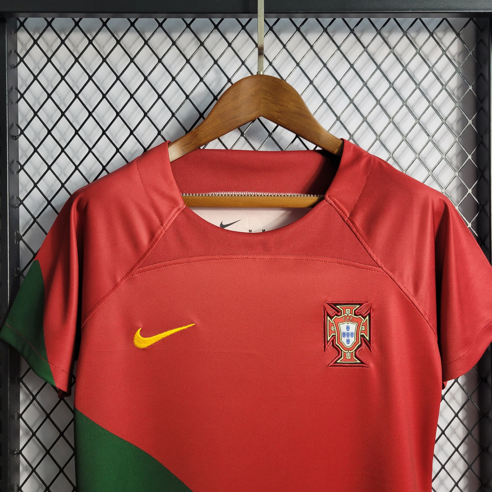 22/23 Women's Portugal Home National Team Size S-XXL（Ladies' Fan Version） | 衬衫 | M3-27 | Betty ali Chinese suppliers