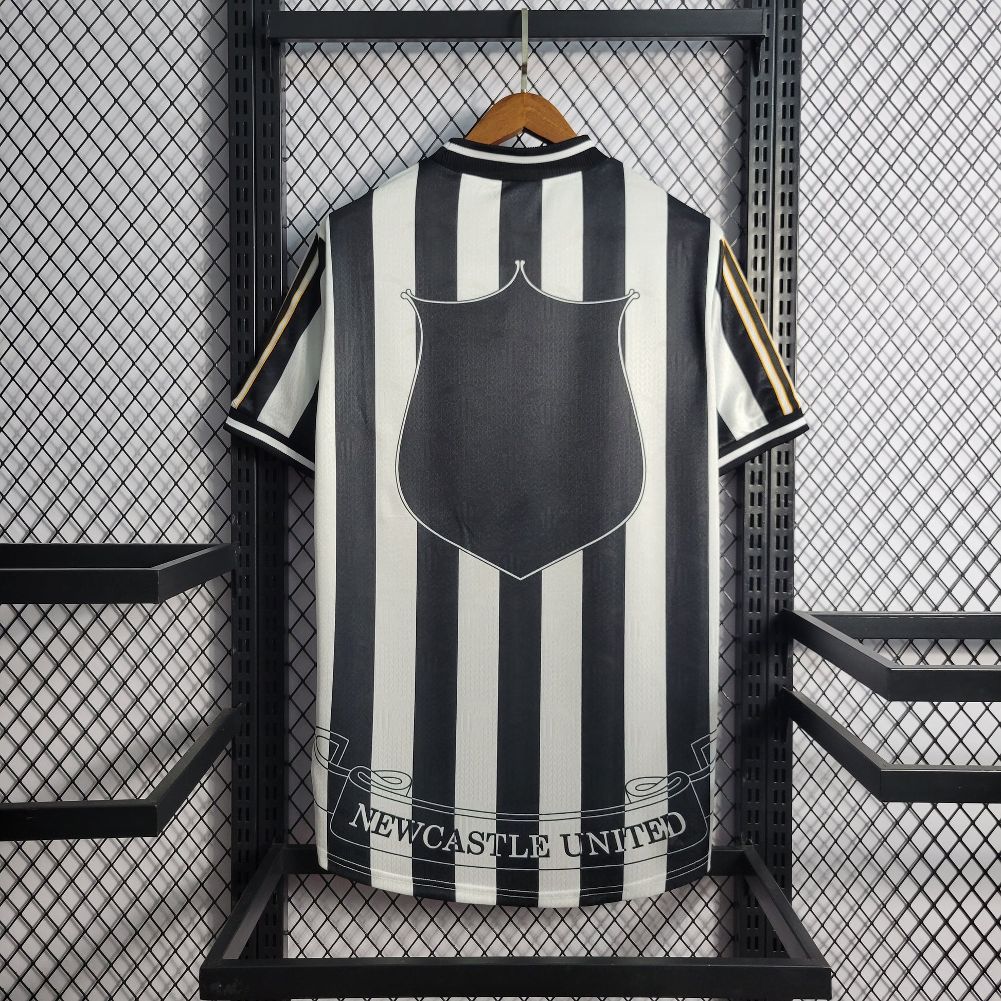 Retro1995-97 Newcastle Home Size S-XXL | 复古/Retro | R | Betty ali Chinese suppliers