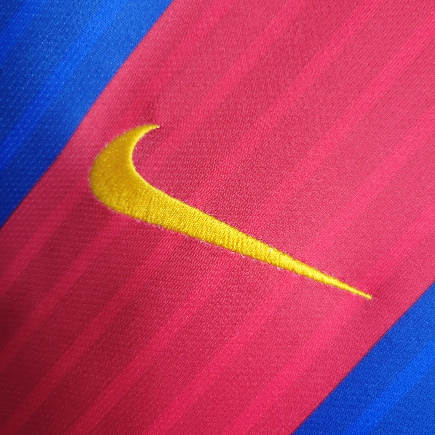 Retro 16-17 Barcelona Home Size S-XXL | 复古/Retro | R | Betty ali Chinese suppliers