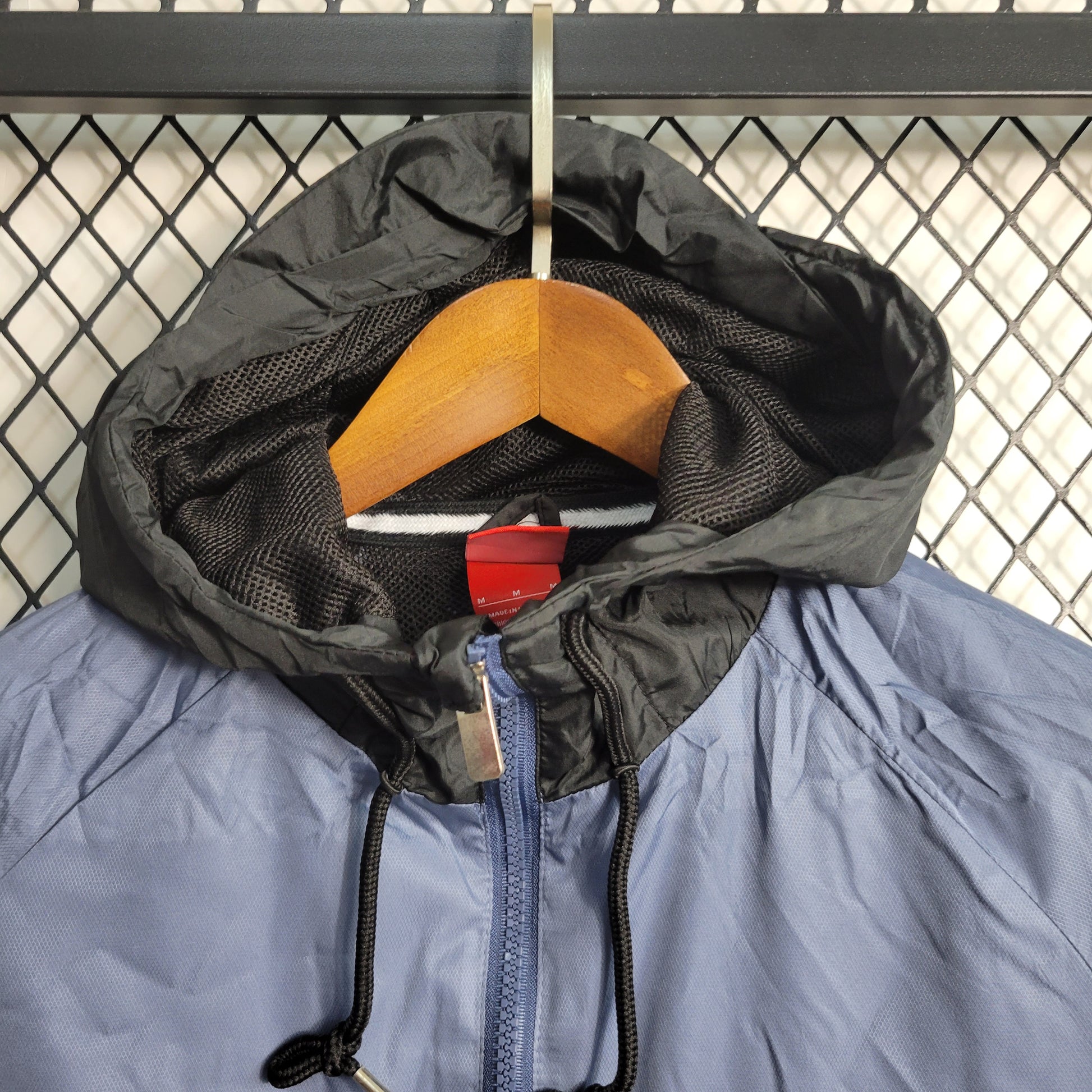 23-24 Windbreaker Hot Sting Size S-XXL | 风衣 | B3 | 中国供应商