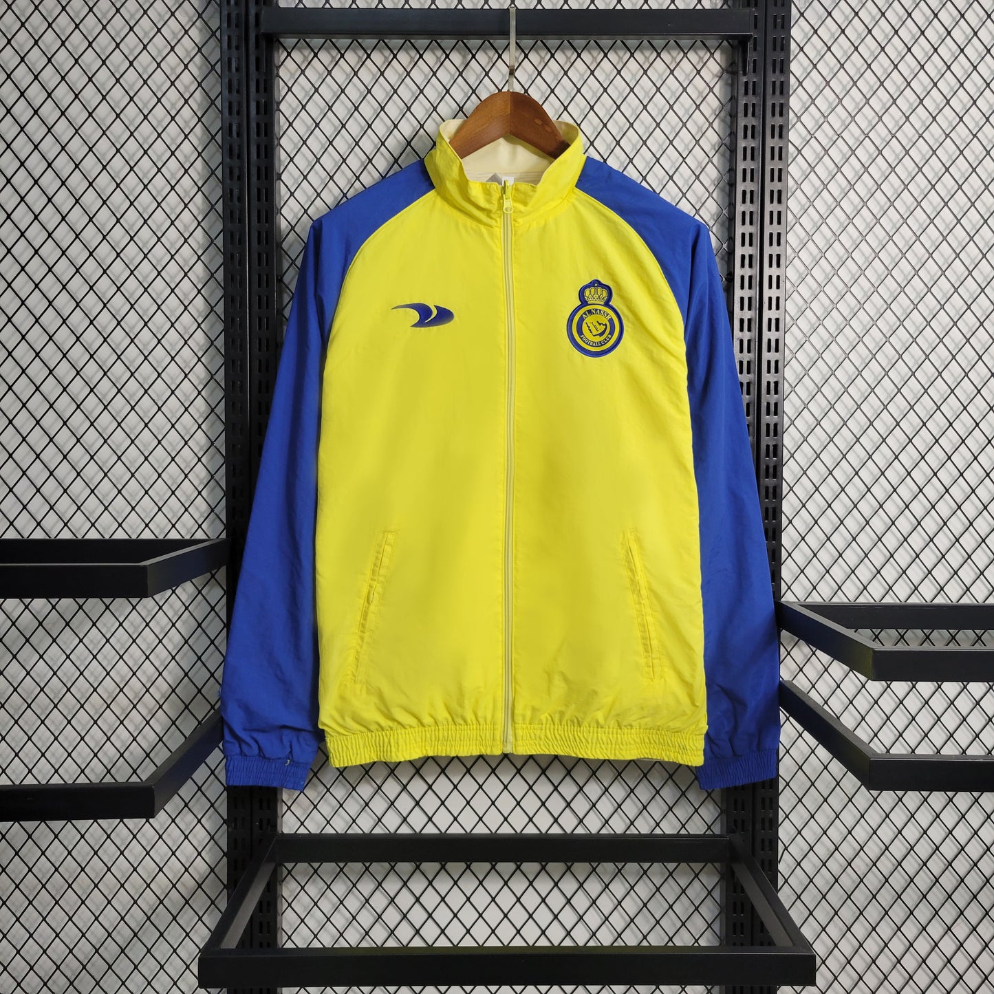 23-24 Windbreaker Al-Nassr FC Home Size S-XXL | 衬衫 | B3 | 中国供应商