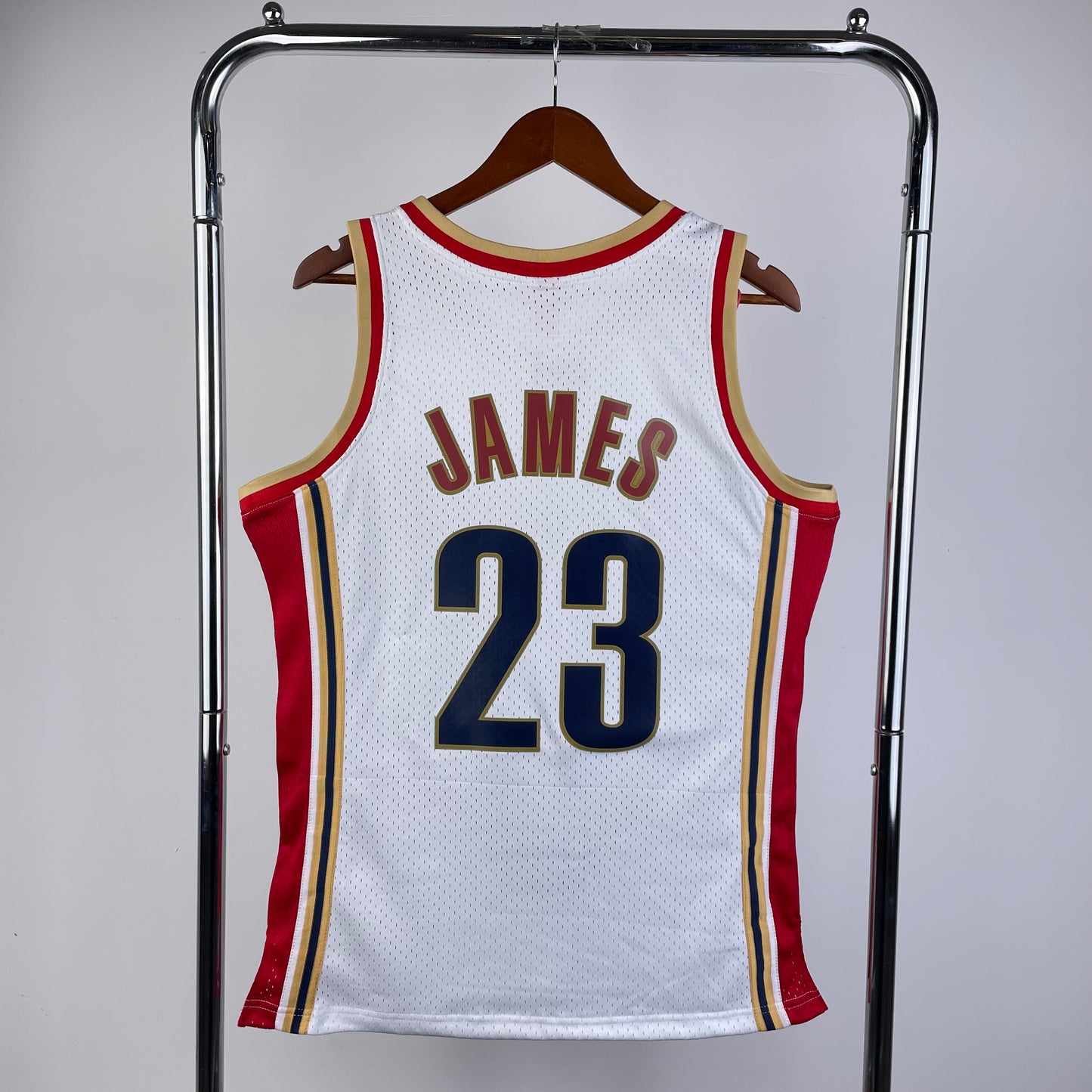 MN heat-pressed retro jersey: SW Cavaliers 03/04 season white NBA : #23 | NBA | NBA | Betty ali Chinese suppliers