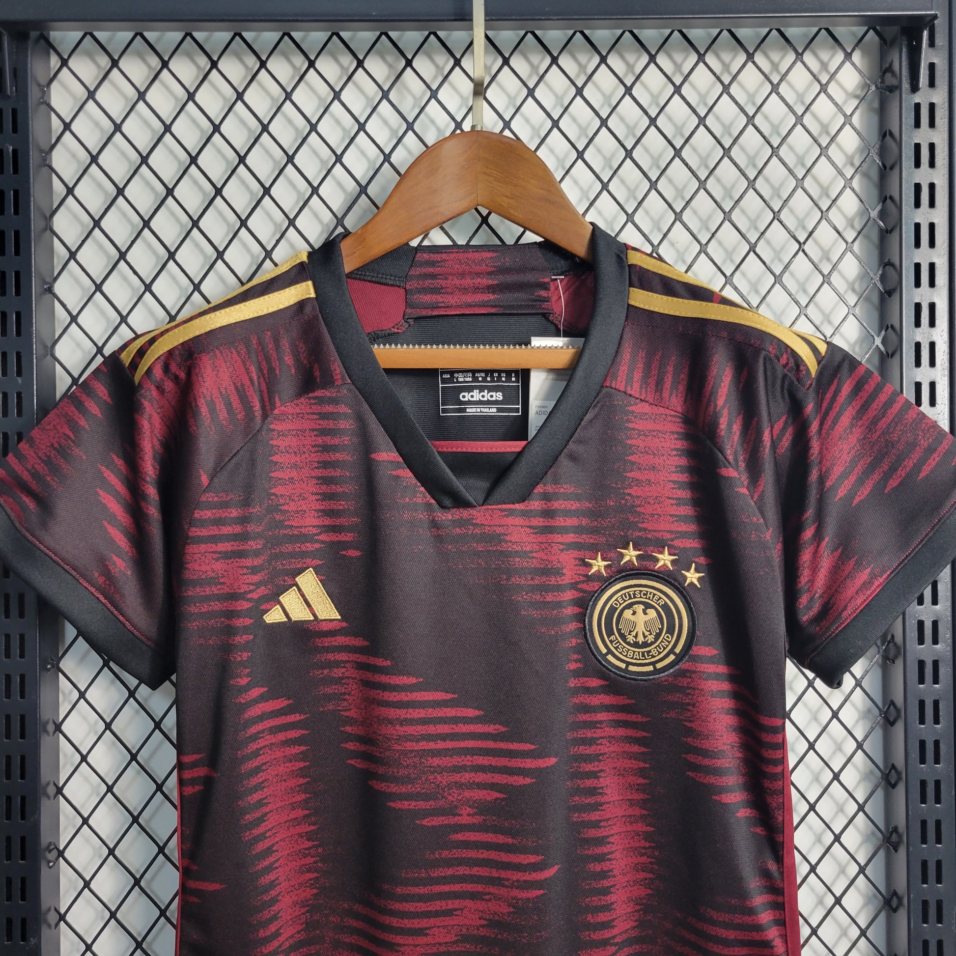 22-23 Women's wear Germany away size S-XL（Ladies' Fan Version） | 衬衫 | M3-16 | Betty ali Chinese suppliers