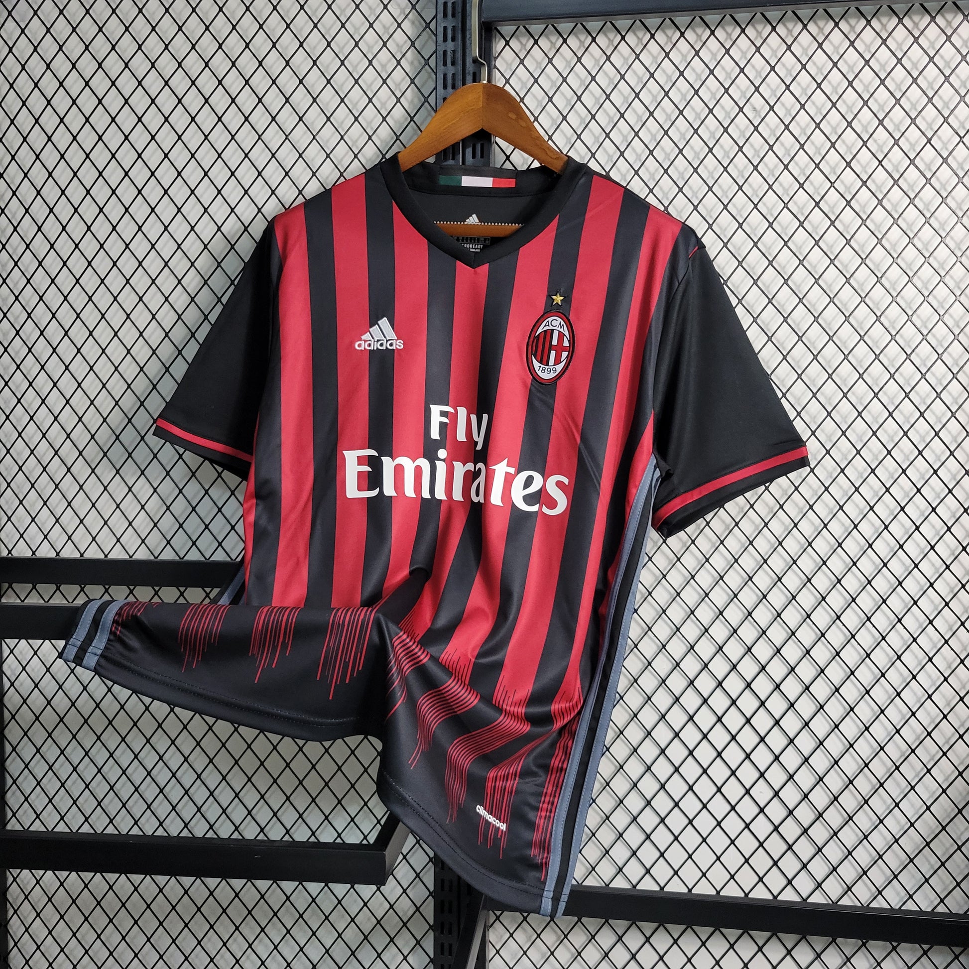 Retro 16-17 AC Milan Home Size S-XXL | 复古/Retro | R | Betty ali Chinese suppliers