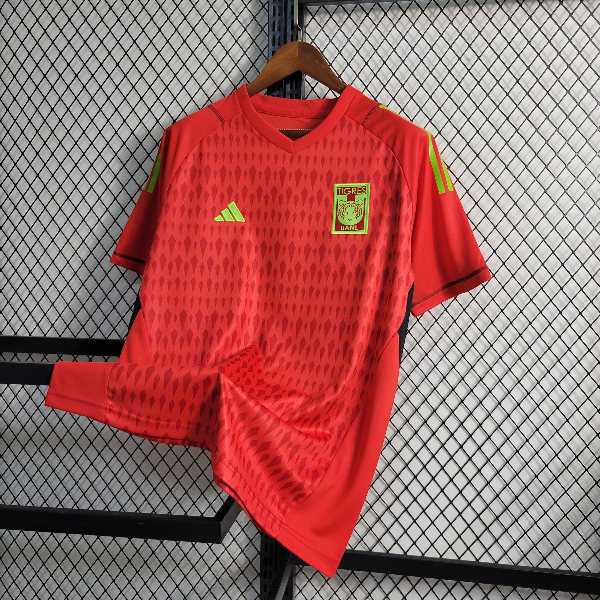 23-24 Tiger Red Goalkeeper Size S-XXL（Men's Fan Edition） | 衬衫 | M2-5 | Betty ali Chinese suppliers